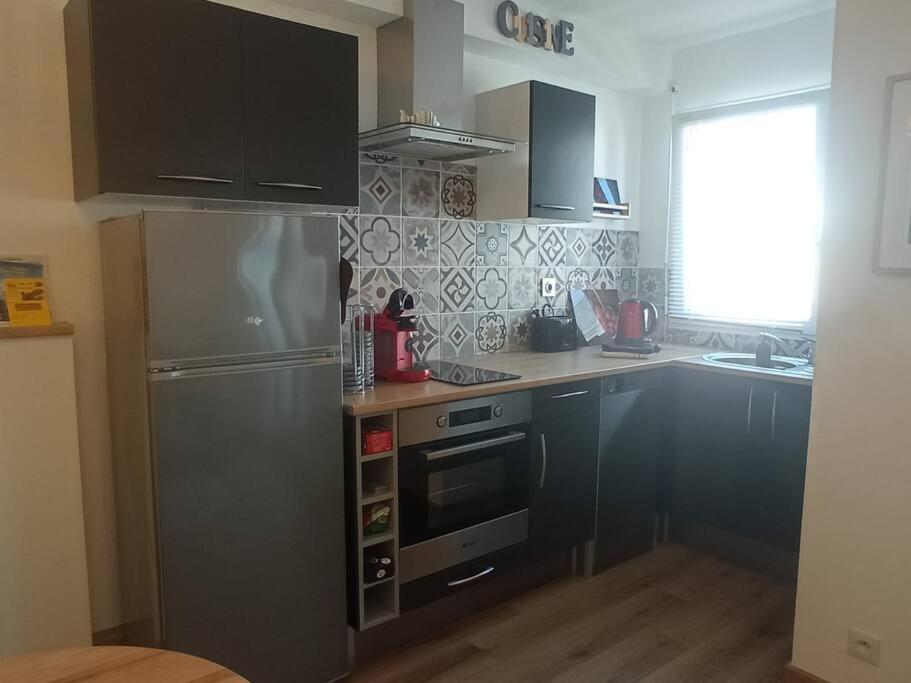 A 50 M De La Plage, Appartement De 35 M2 : Les Pieds Sales 布雷阿勒 外观 照片