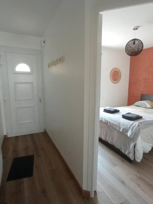 A 50 M De La Plage, Appartement De 35 M2 : Les Pieds Sales 布雷阿勒 外观 照片