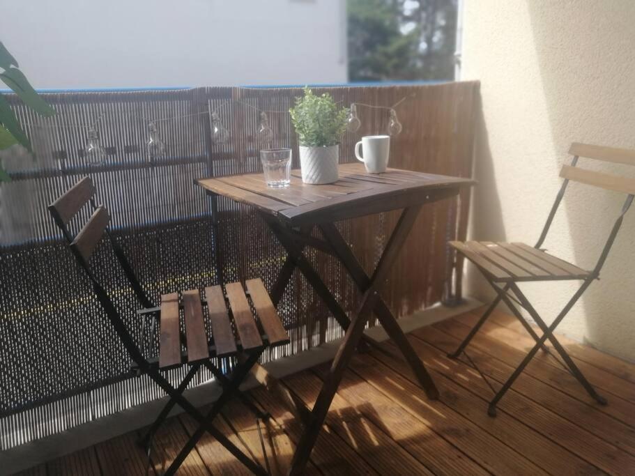 A 50 M De La Plage, Appartement De 35 M2 : Les Pieds Sales 布雷阿勒 外观 照片