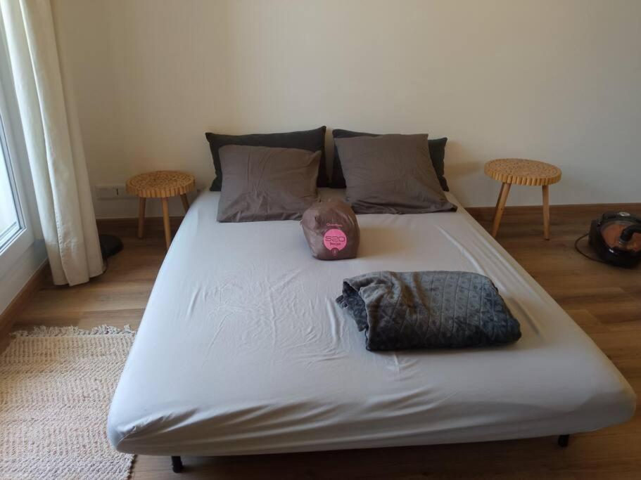 A 50 M De La Plage, Appartement De 35 M2 : Les Pieds Sales 布雷阿勒 外观 照片