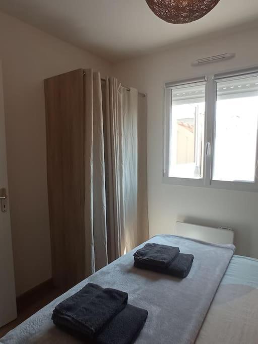 A 50 M De La Plage, Appartement De 35 M2 : Les Pieds Sales 布雷阿勒 外观 照片